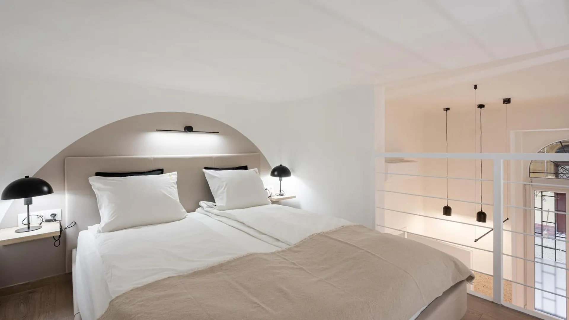 KL35 - Boutique Apartments, Best Location by BQA Будапешт 0*,
